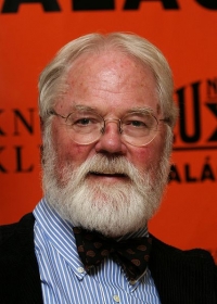 ROBERT FULGHUM